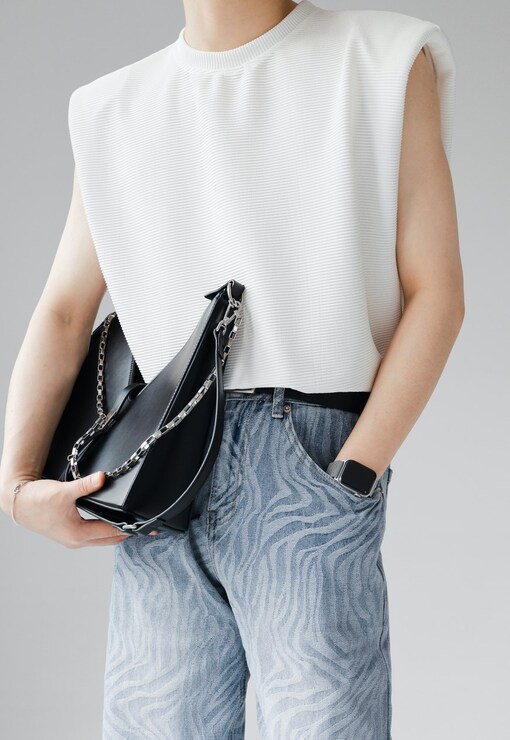 garment image