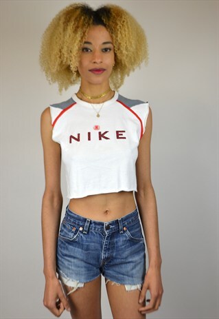 VINTAGE 90'S NIKE RAW-EDGE CROPPED T-SHIRT
