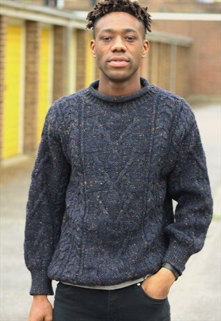 VINTAGE // 90'S // KNITTED JUMPER