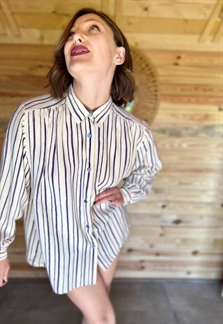 1970'S VINTAGE BLUE AND CREAM STRIPED BLOUSE