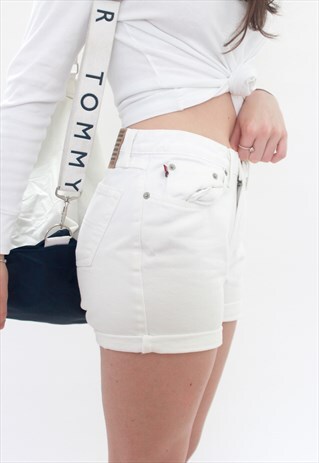 90'S RETRO WHITE DENIM SHORTS