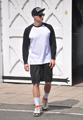 RETRO WHITE BLACK AMERICAN BASEBALL LONG SLEEVED TSHIRT TOP