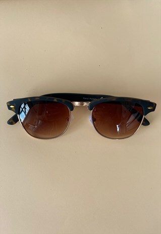 CLUBMASTER STYLE SUNGLASSES