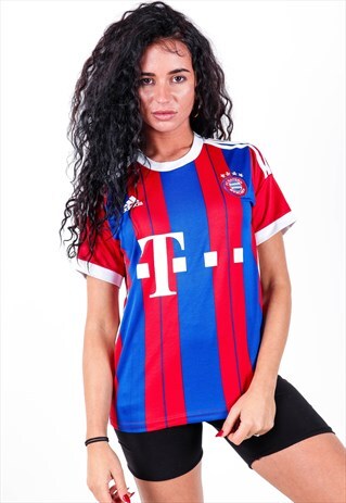 VINTAGE ADIDAS JERSEY T-SHIRT T590
