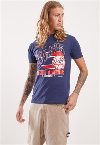VINTAGE NEW YORK YANKEES GRAPHIC T-SHIRT