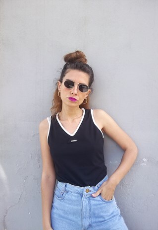 VINTAGE 90S ADIDAS BLACK AND WHITE TOP