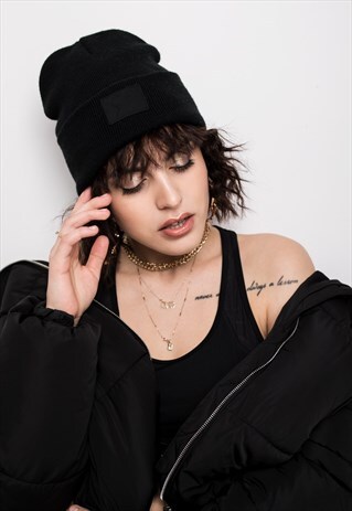 WINTER BEANIE IN BLACK