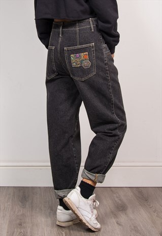 90'S VINTAGE BLACK MOM STYLE HIGH WAIST JEANS