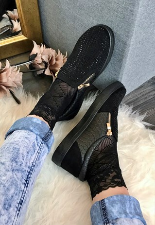 BLACK DIAMONTE PLIMSOLS