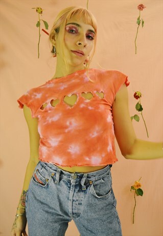THE HEARTS TIE DYE TOP