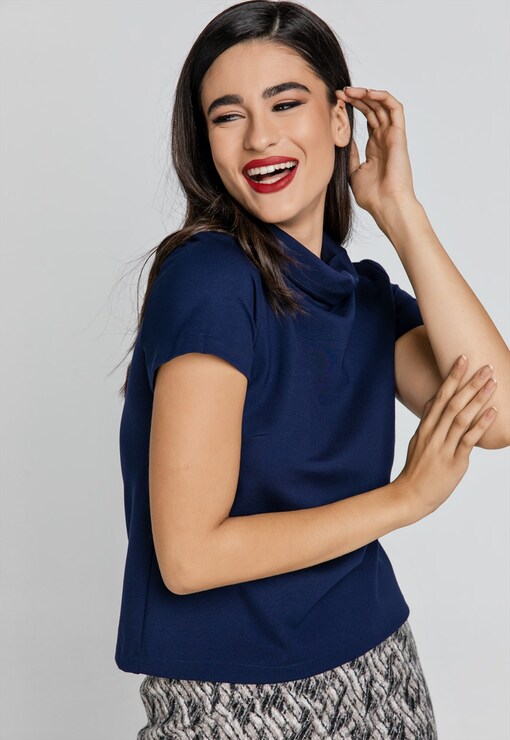 garment image