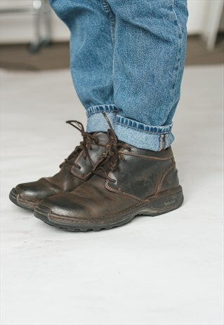 VINTAGE 90S SUEDE LACE UP SHOES IN BROWN