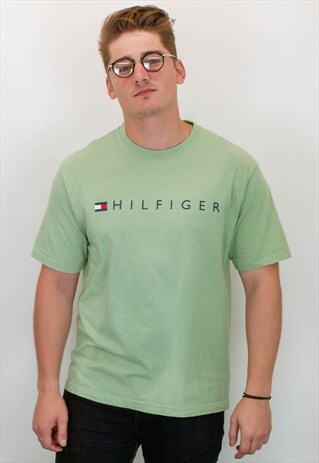 VINTAGE TOMMY HILFIGER T-SHIRT