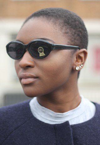 VINTAGE BLACK TORTOISE SHELL SUNGLASSES