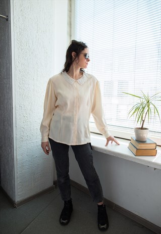 VINTAGE 70'S CREAM LACE COLLAR BLOUSE