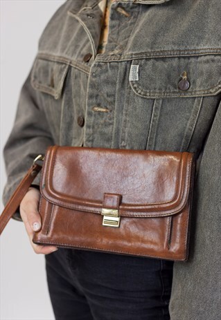 VINTAGE BROWN LEATHER PURSE