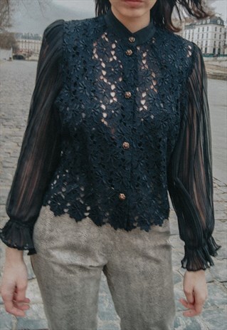 BLACK LACE