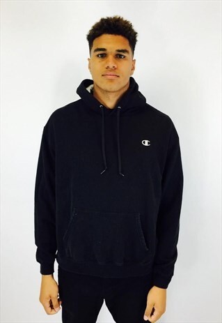CHAMPION EMBROIDERED BLACK HOODIE