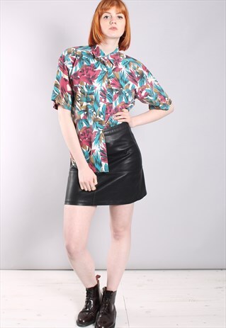 VINTAGE 80S HAWAIIAN PATTERNED FESTIVAL SHIRT