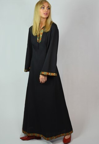 VINTAGE 70S BLACK EMBROIDERED BOHO FESTIVAL MAXI DRESS