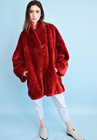 VINTAGE 80'S RETRO OVERSIZED RED FAUX FUR COAT
