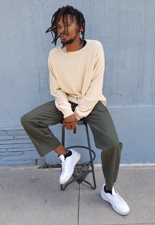 90S MINIMALIST PREPPY LIGHTWEIGHT SOFT PASTEL YELLOW SWEATER