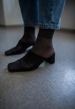 VINTAGE 80'S BLACK LEATHER MULES
