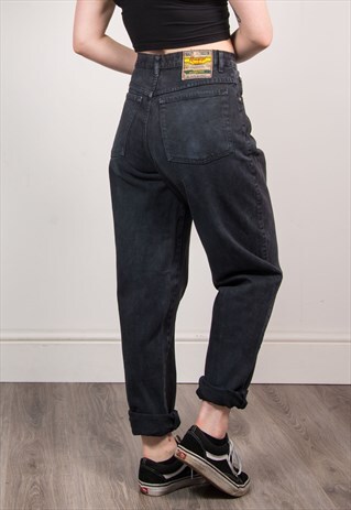 90'S VINTAGE BLACK DENIM HIGH WAIST MOM STYLE JEANS