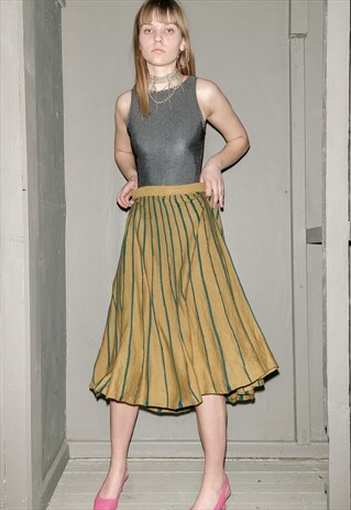 VINTAGE PLEATED MUSTARD SKIRT