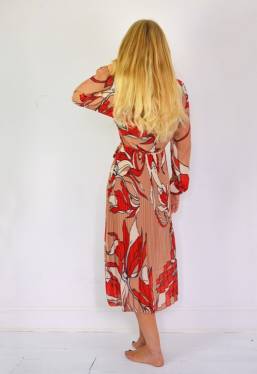 garment image