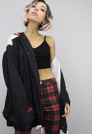 VINTAGE 80S/90S OVERSIZED NIKE WINDBREAKER JACKET