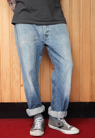 VINTAGE LIGHT BLUE LEVI'S 501 JEANS