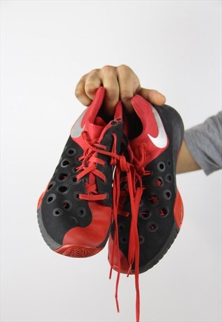 VINTAGE NIKE ZOOM TRAINERS