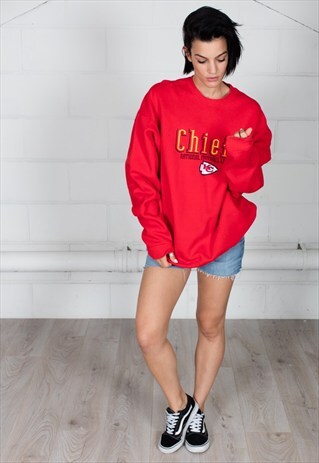 VINTAGE CHEIFS NATIONAL FOOTBALL UNISEX SWEATSHIRT