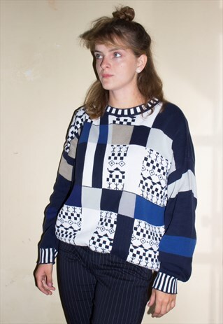 VINTAGE 90S GRAPHIC BLUE HUGO BOSS JUMPER