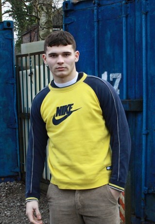 VINTAGE YELLOW NIKE SWEATSHIRT