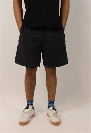 VINTAGE NIKE SHORTS
