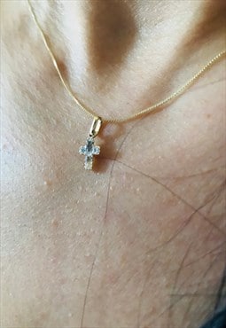 small 9ct gold & cz crystal cross pendant on 18 inches chain