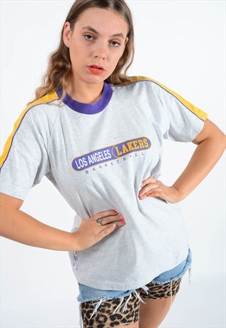 VINTAGE CHAMPION T-SHIRT WITH LALAKERS LOGO IN GREY.