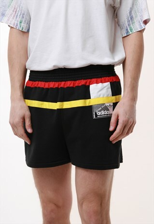 90S VINTAGE ADIDAS INTERNATIONAL SHORTS SUMMER 13962