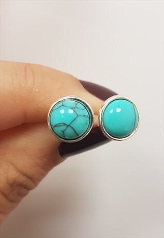 EMERALD DAINTY BOHEMIAN EARRINGS