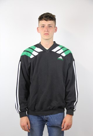 VINTAGE ADIDAS SWEATSHIRT