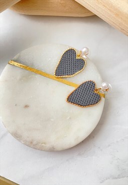 Gold Faux Pearl Drop Simple Black Style Heart Earrings