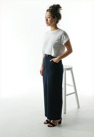 STRAIGHT NAVY SKIRT / STRUCTURE CIRCLE SKIRT