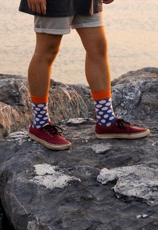 UNISEX GRADUAL DOT COTTON SOCKS GIFTING IN ITS SPECIAL BOX