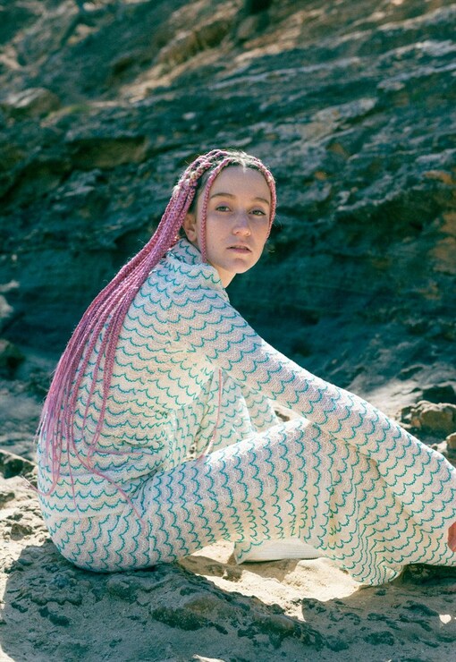 garment image