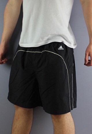 VINTAGE ADIDAS SHORTS IN BLACK WITH POCKETS, EMBROIDERED LOG
