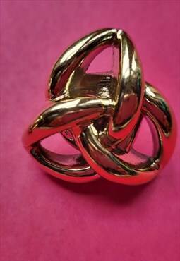 Vintage 80s Gold Knot Earrings 