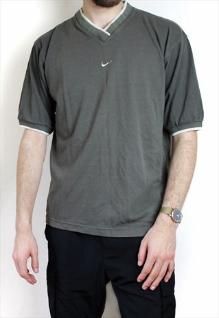 vintage nike swoosh t shirt