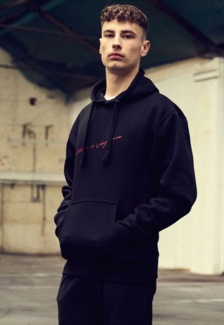 BLACK SIGNATURE PRINT IN RED PULLOVER HOODIE - RELAXED FIT